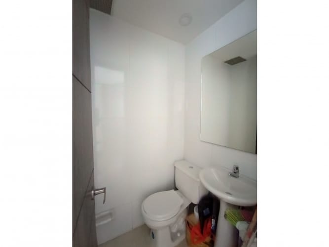 Apartaestudio en venta en La Salle, Bogotá, 88 m² · foto 3 de 14