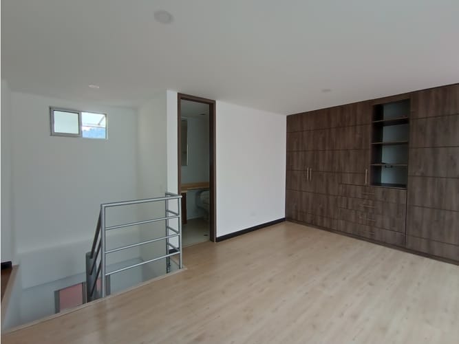 Apartaestudio en venta en La Salle, Bogotá, 88 m² · foto 9 de 14