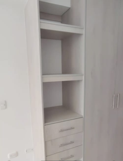 Apartamento de 1 alcoba en arriendo en El Lago, Bogotá, 25 m² · foto 3 de 9