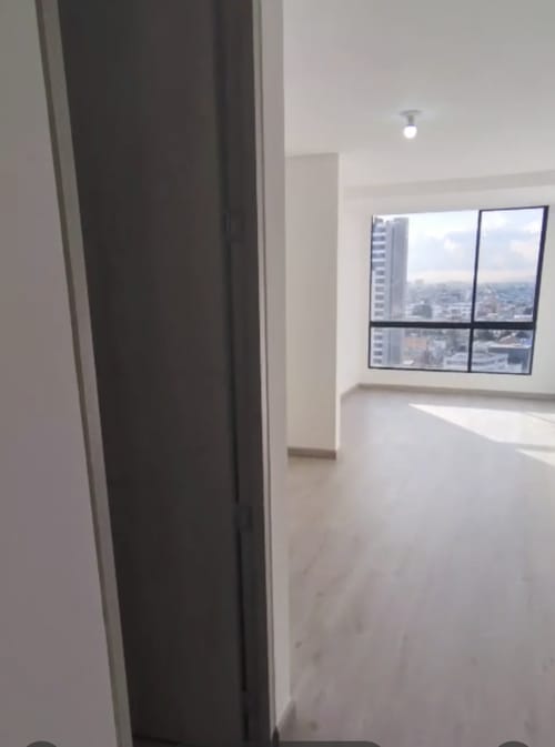 Apartamento de 1 alcoba en arriendo en El Lago, Bogotá, 25 m² · foto 6 de 9