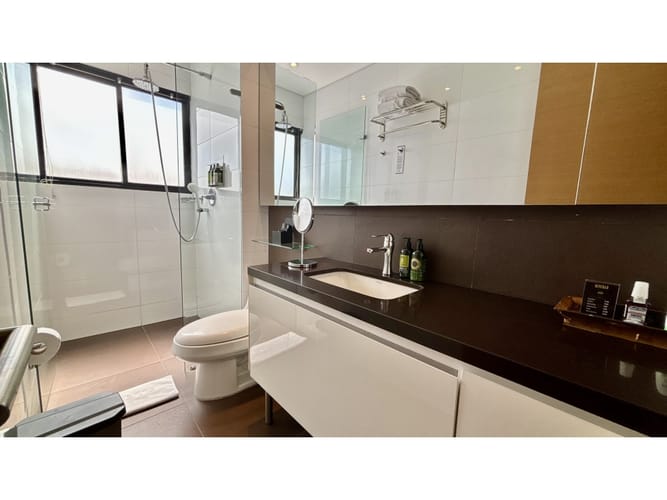 Apartamento de 2 alcobas en venta en Chico Norte, Bogotá, 76 m² · foto 13 de 24