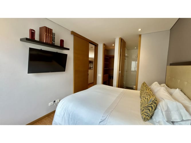 Apartamento de 2 alcobas en venta en Chico Norte, Bogotá, 76 m² · foto 16 de 24