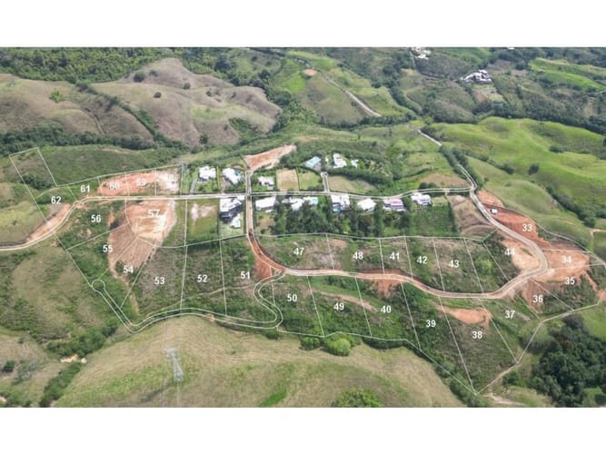 Lote en venta en Cerritos, Pereira, 2180 m² · foto 2 de 4