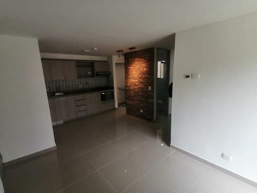 Apartamento de 3 alcobas en arriendo en La Tablaza, La Estrella, 55 m² · foto 2 de 10