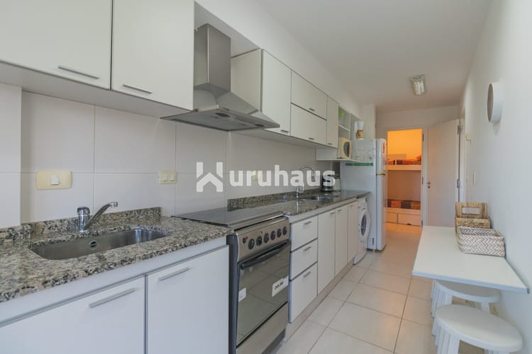 ALQUILER DEPARTAMENTO FOREST TOWER I PLAYA BRAVA · Foto 7