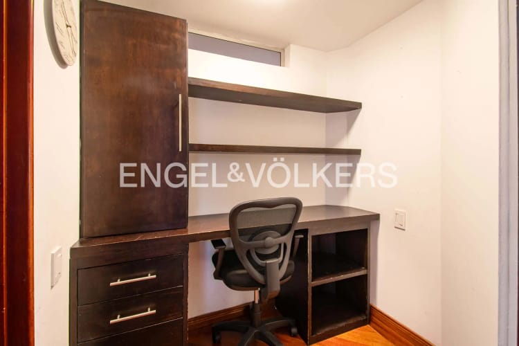 Apartamento en venta en Los Rosales, Bogotá · foto 17 de 17