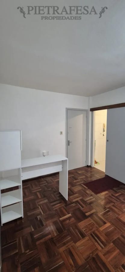 Apartamento en alquiler, 2 dormitorios, 1 baño. Barrio Sur. · Foto 7