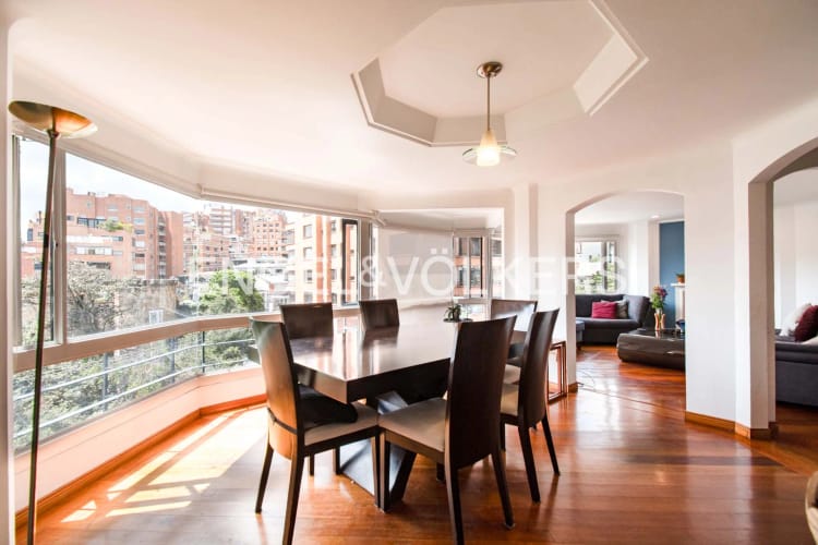 Apartamento en venta en Los Rosales, Bogotá · foto 4 de 17
