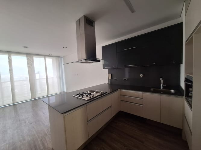 Apartamento de 1 alcoba en arriendo en La Aguacatala, Medellín, 66 m² · foto 22 de 24