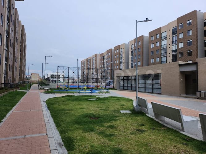 Apartamento de 2 alcobas en arriendo en Centro, Cajicá, 51 m² · foto 19 de 22