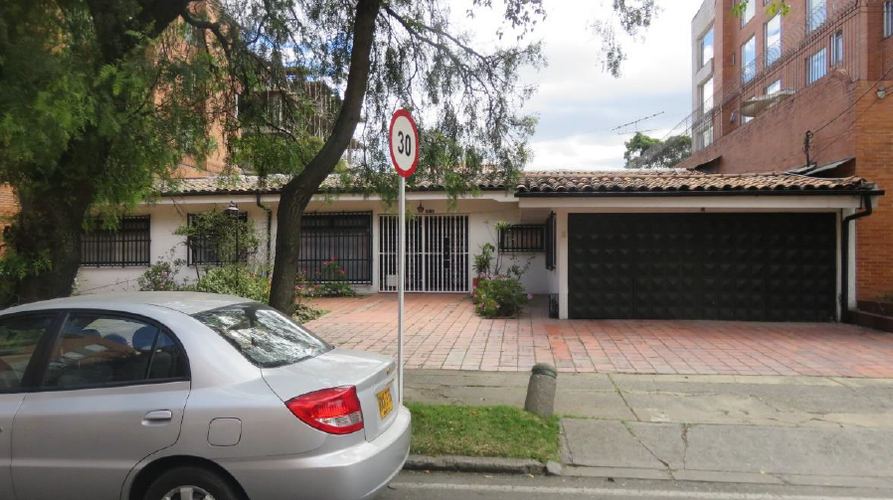Casa de 4 alcobas en venta en Santa Barbara, Bogotá, 740 m² · foto 5 de 12