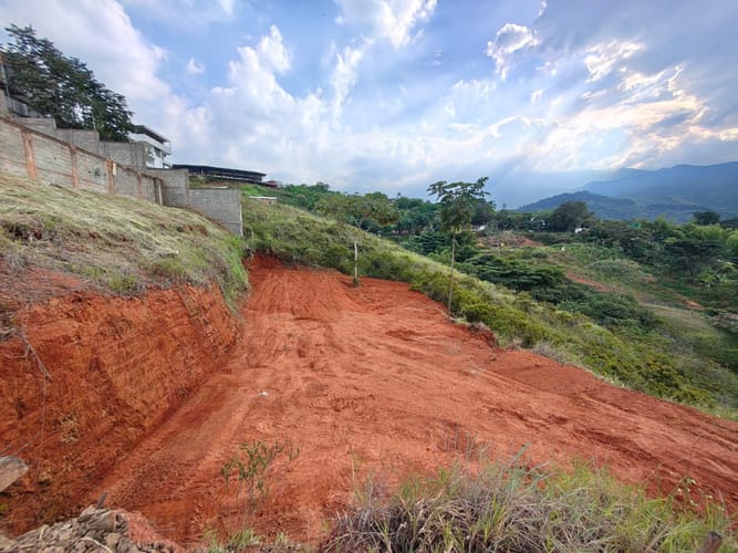 Lote en venta en La Reforma, Cali, 1500 m² · foto 5 de 7