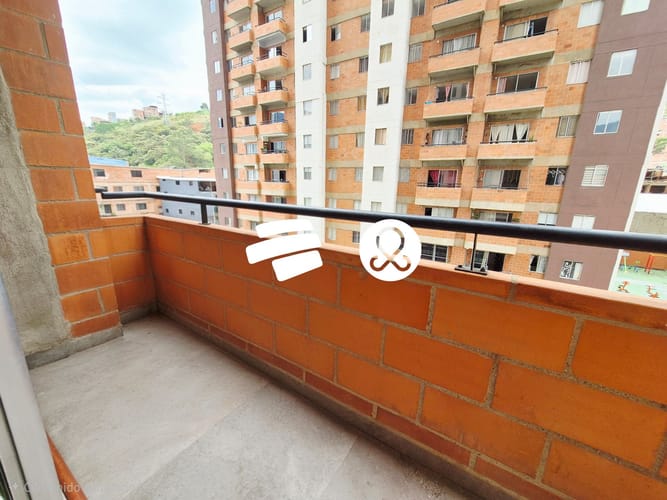 Apartamento de 3 alcobas en venta en Asentamiento La Orquidea, Bello, 58 m² · foto 3 de 17