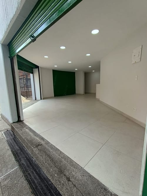 Local en arriendo en Villanueva, Medellín, 96 m² · foto 4 de 9