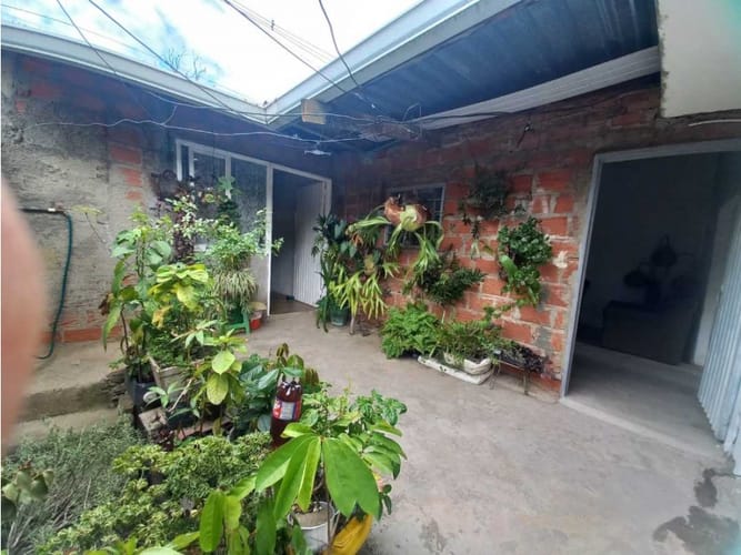 Casa de 3 alcobas en venta en Montebello, Cali, 105 m² · foto 2 de 8