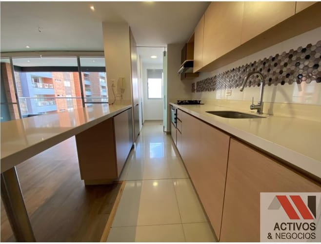 Apartamento de 3 alcobas en venta en Loma De San Jose, Sabaneta, 112 m² · foto 11 de 24