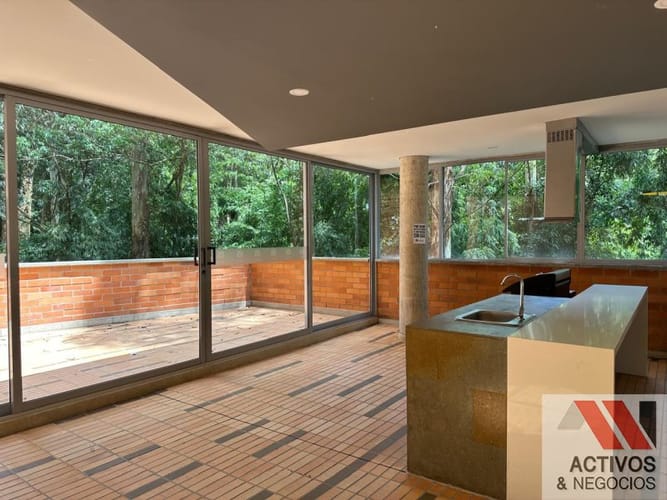 Apartamento de 3 alcobas en venta en Loma De San Jose, Sabaneta, 112 m² · foto 24 de 24