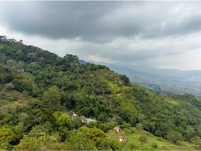 Casa de 5 alcobas en venta en El Faro, Cali, 280 m² · foto 19 de 24
