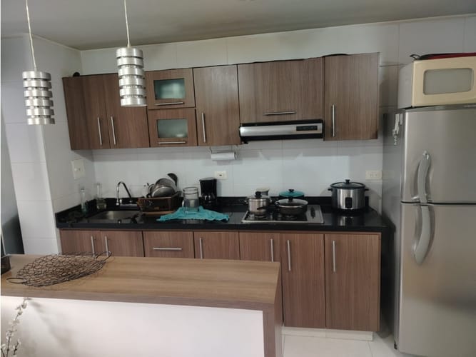 Apartamento de 3 alcobas en venta en Los Laureles, Manizales, 85 m² · foto 2 de 7