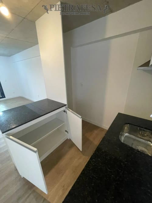 Apartamento en alquiler, 1 dormitorio, 1 baño, terraza con parrillero. Parque Batlle. · Foto 5