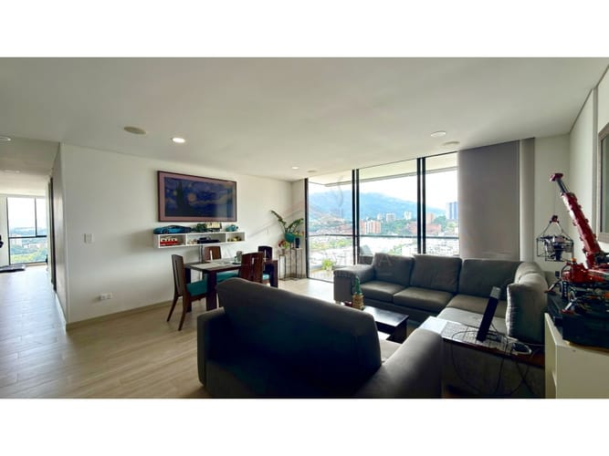 Apartamento de 3 alcobas en venta en Ub. Los Parrales, Ibagué, 130 m² · foto 3 de 24