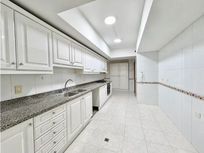 Apartamento de 3 alcobas en venta en Arboledas, Cali, 220 m² · foto 4 de 21