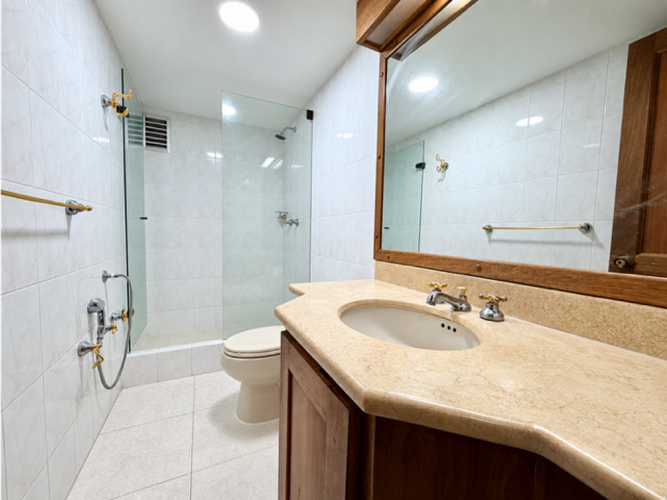 Apartamento de 3 alcobas en venta en Arboledas, Cali, 220 m² · foto 8 de 21