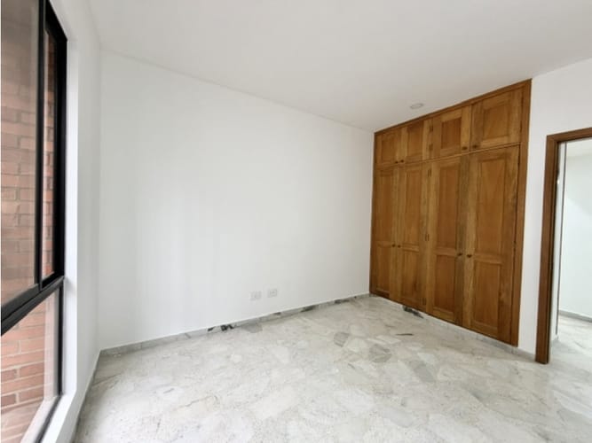 Apartamento de 3 alcobas en venta en Arboledas, Cali, 220 m² · foto 18 de 21