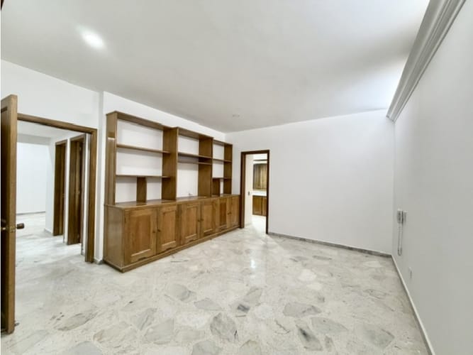 Apartamento de 3 alcobas en arriendo en La Arboleda, Cali, 220 m² · foto 7 de 21