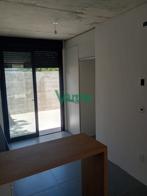 Alquiler Casa  Malvín Norte, 2 dormitorios, 1 baños, cochera, patio con parrillero · Foto 6