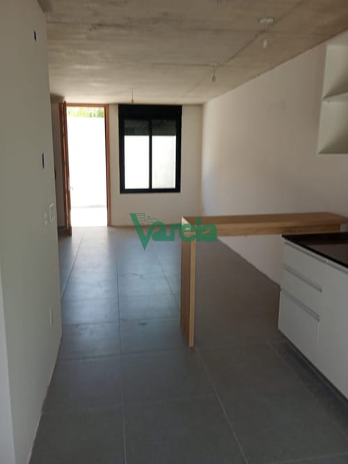 Alquiler Casa  Malvín Norte, 2 dormitorios, 1 baños, cochera, patio con parrillero · Foto 7
