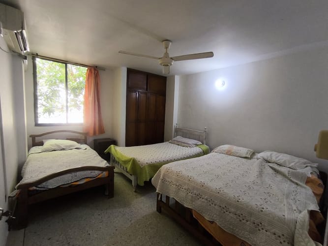 Apartamento de 3 alcobas en arriendo en Rodadero, Santa Marta, 92 m² · foto 5 de 11