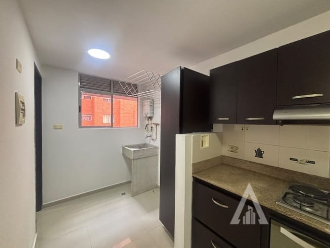 Apartamento de 3 alcobas en arriendo en Cumbres, Envigado, 115 m² · foto 11 de 19