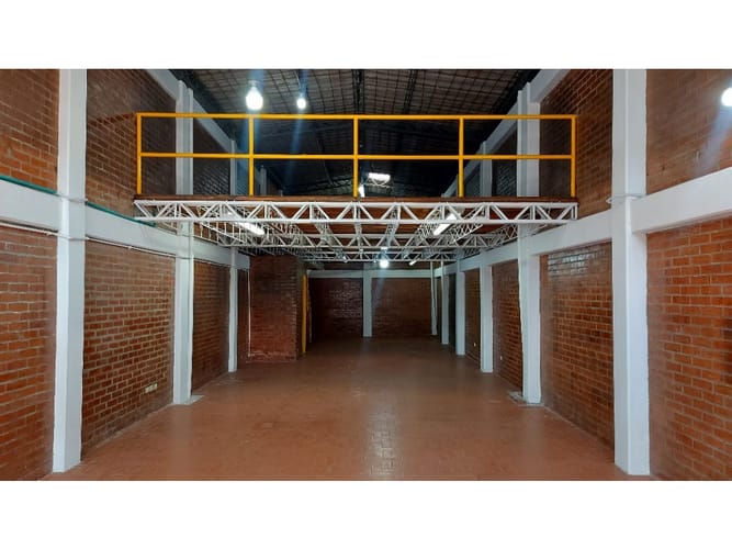 Local en arriendo en Armenia, Armenia, 200 m² · foto 3 de 7