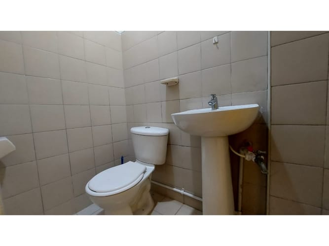 Local en arriendo en Armenia, Armenia, 200 m² · foto 7 de 7