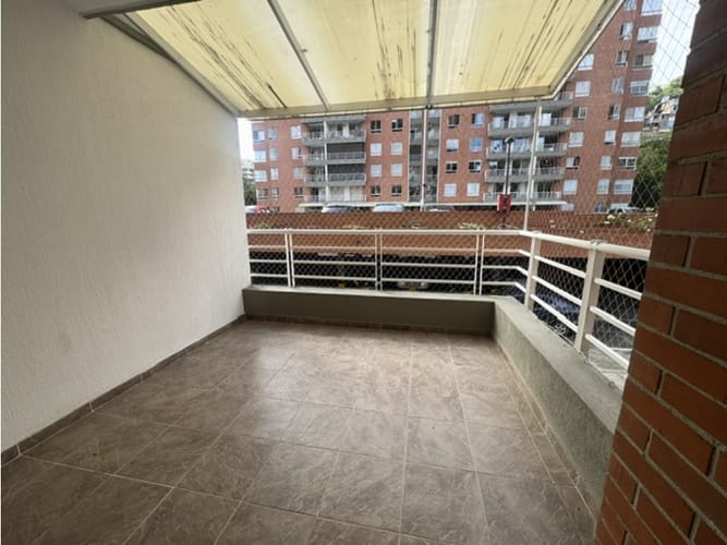 Apartamento de 2 alcobas en arriendo en Normandia, Cali, 90 m² · foto 2 de 8