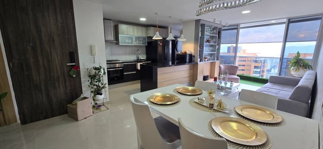 Apartamento de 2 alcobas en venta en Cabecera Del Llano, Bucaramanga, 84 m² · foto 4 de 13