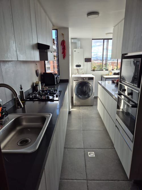 Apartamento de 3 alcobas en venta en Colina Campestre, Bogotá, 121 m² · foto 6 de 19