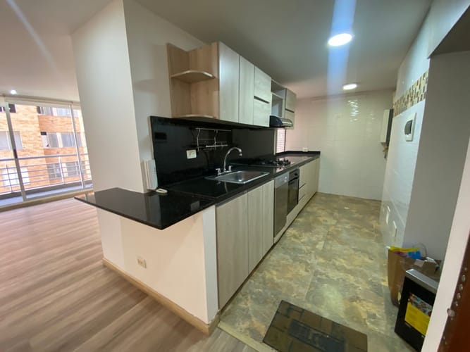 Apartamento de 3 alcobas en arriendo en Atabanza, Bogotá, 97 m² · foto 7 de 23
