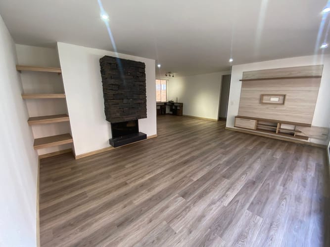 Apartamento de 3 alcobas en arriendo en Atabanza, Bogotá, 97 m² · foto 5 de 23