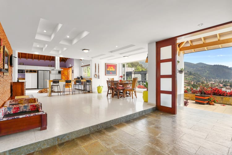 Casa de 5 alcobas en venta en El Abra, Cota, 700 m² · foto 2 de 22