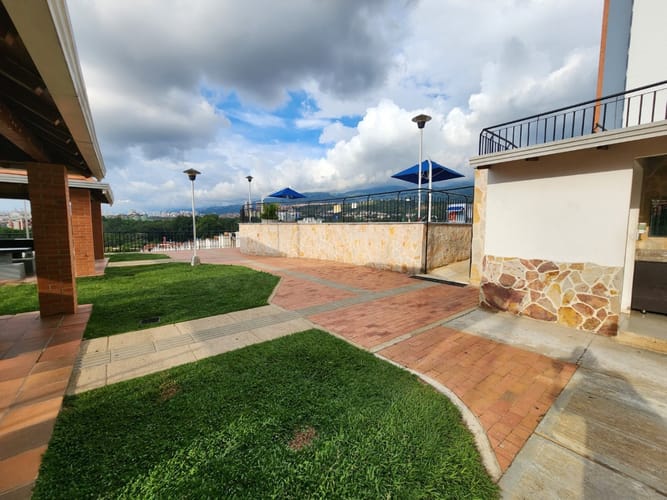 Apartamento de 3 alcobas en venta en Versalles, Floridablanca, 94 m² · foto 17 de 24