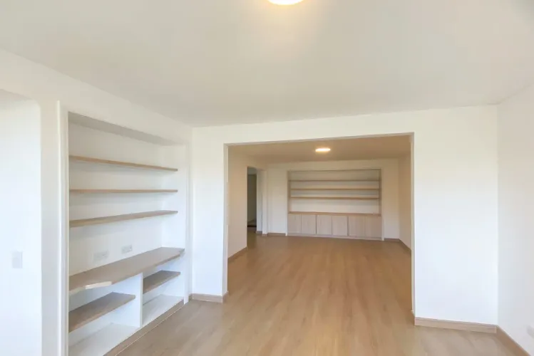 Apartamento en venta en Puente Largo, Bogotá · foto 3 de 20