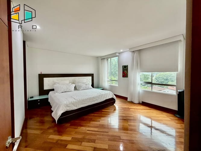 Apartamento de 3 alcobas en arriendo en Los Naranjos, Medellín, 138 m² · foto 20 de 24