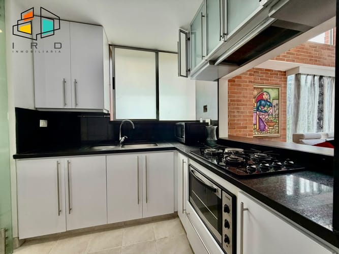 Apartamento de 3 alcobas en arriendo en Los Naranjos, Medellín, 138 m² · foto 15 de 24