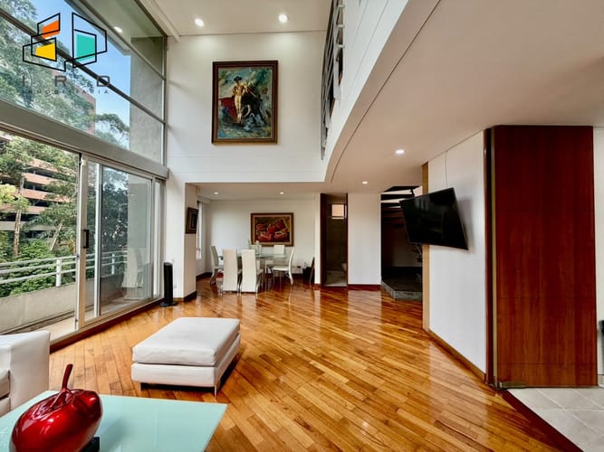 Apartamento de 3 alcobas en arriendo en Los Naranjos, Medellín, 138 m² · foto 2 de 24