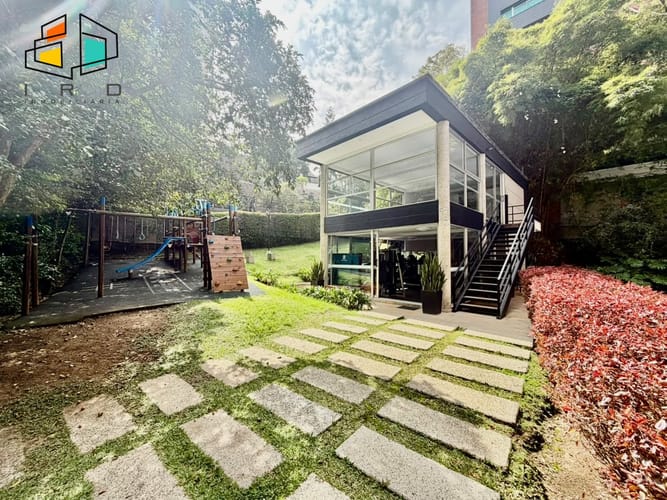 Apartamento de 3 alcobas en arriendo en Los Naranjos, Medellín, 138 m² · foto 12 de 24