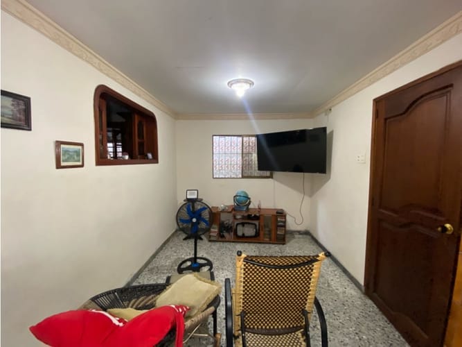 Casa de 5 alcobas en venta en Los Andes, Barranquilla, 226 m² · foto 3 de 18