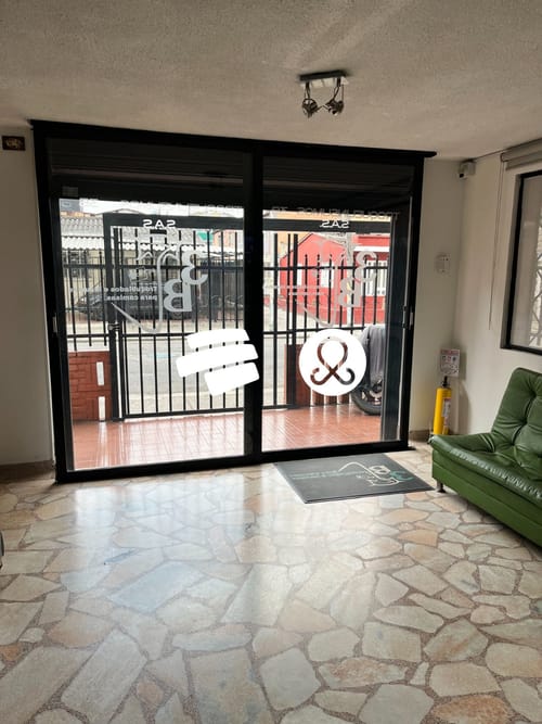 Casa de 3 alcobas en venta en Alcala, Bogotá, 140 m² · foto 2 de 10