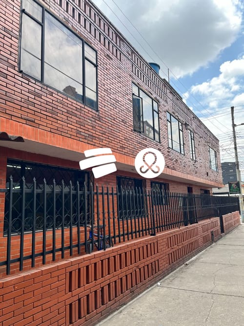 Casa de 3 alcobas en venta en Alcala, Bogotá, 140 m² · foto 8 de 10